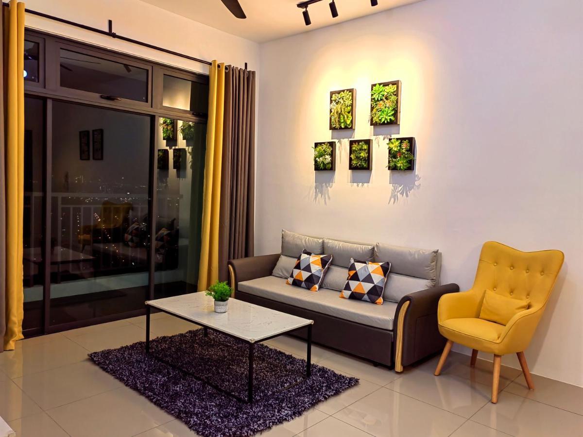 ג'והור בהרו 8Scape Residences Batman Vs Ironman@Lsy Home & Leisure מראה חיצוני תמונה